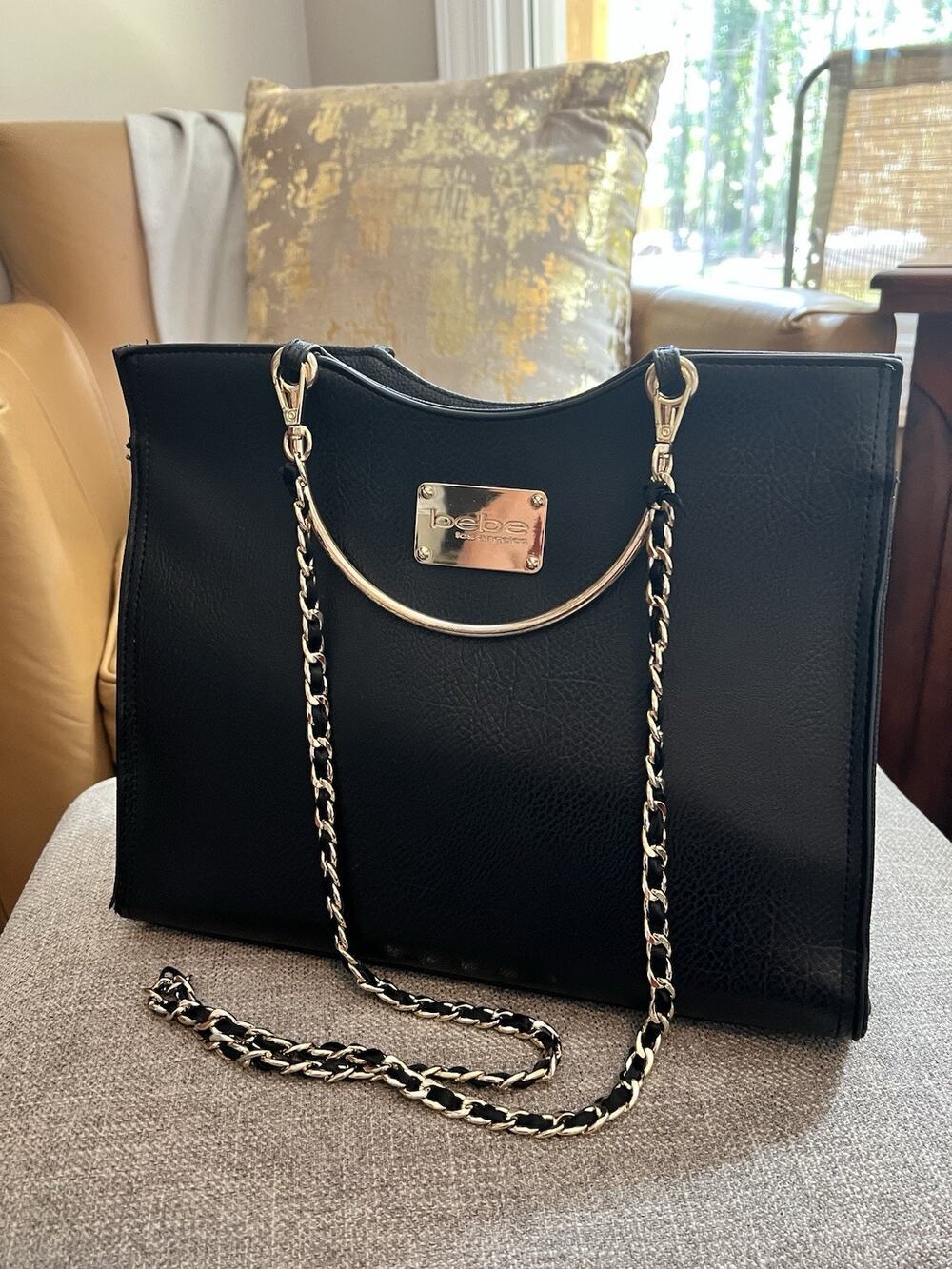 Bebe Los Angeles Black Tote Shoulder Bag Gold Chain Faux Leather Purse